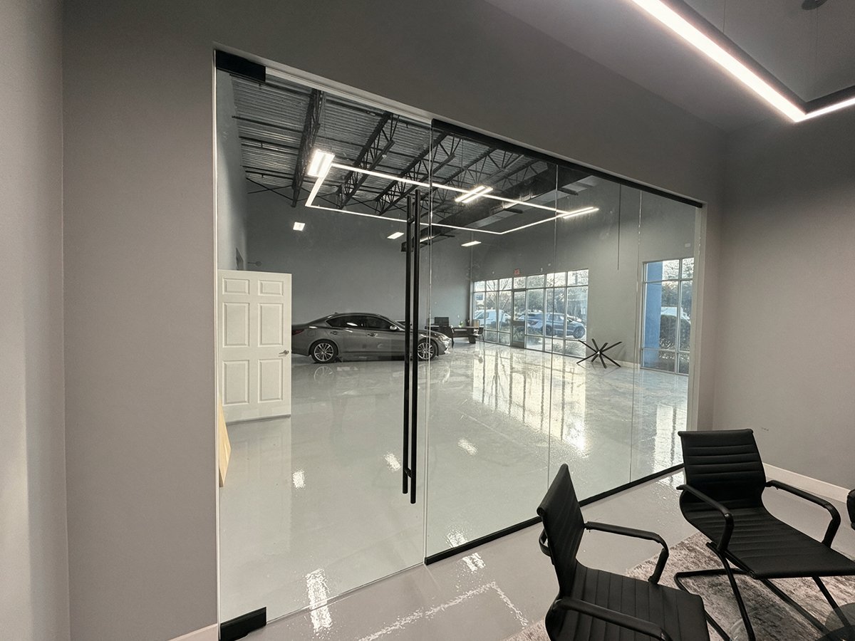 Commercial glass replacement in Orlando FL