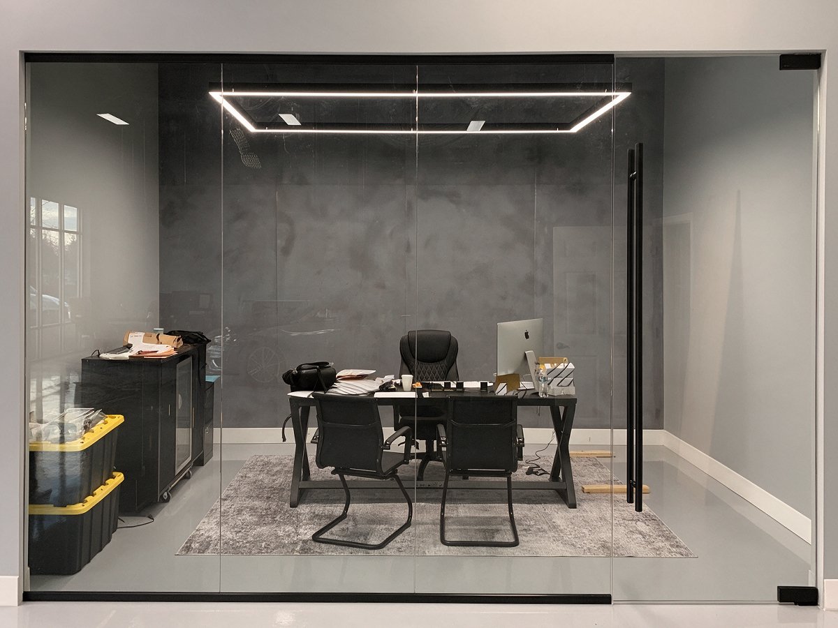 Commercial glass replacement in Orlando FL