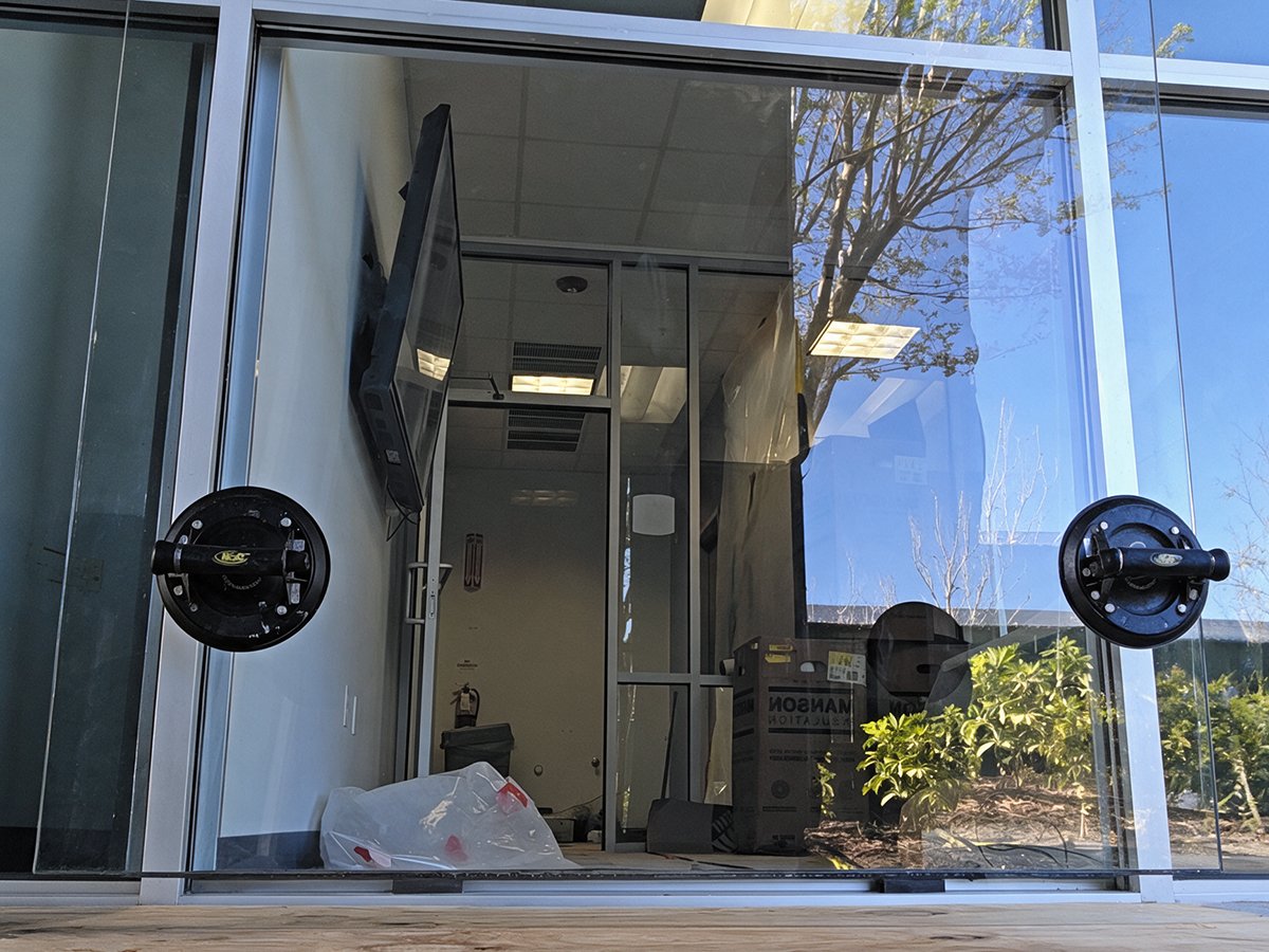 Commercial glass replacement in Orlando FL