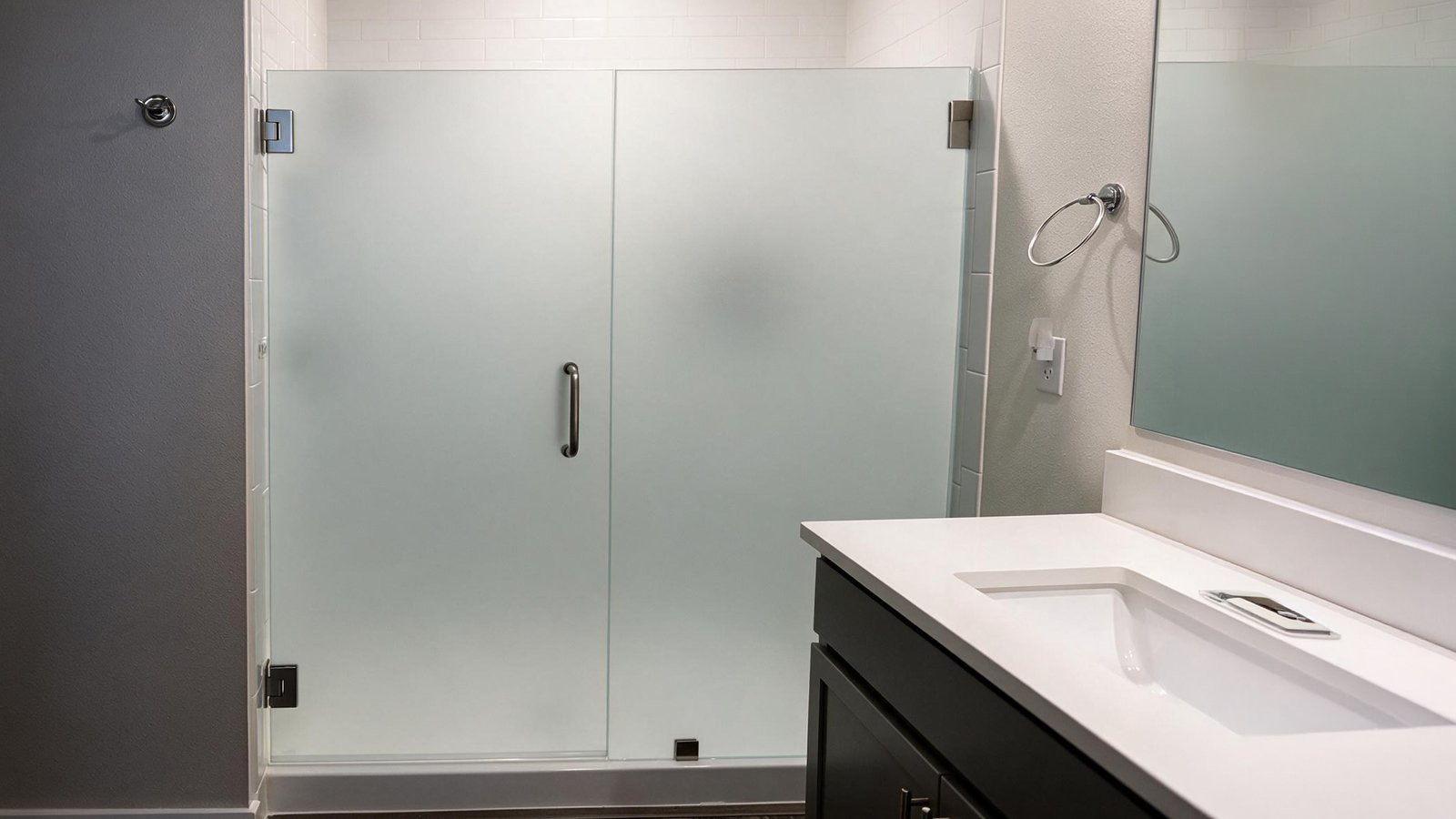 Glass shower door installation in Orlando FL